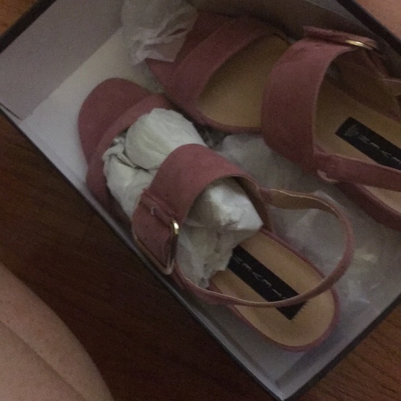 Beautiful shoes 🔥🔥 - Picture 2 of 2